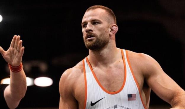 خداحافظی دیوید تیلور از کشتی پس از جهانی آلبانی