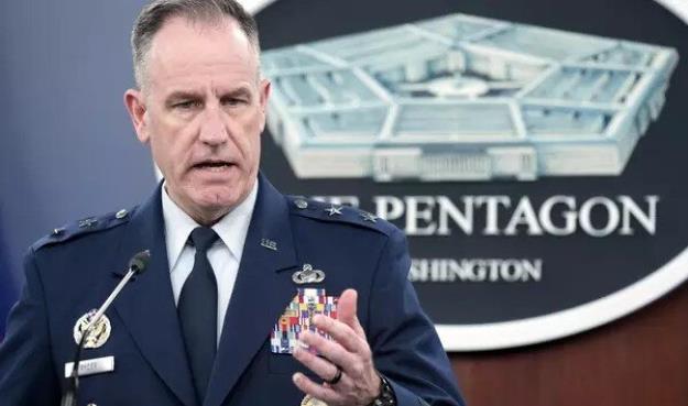  اعزام ناوشکن‌ها و بمب‌افکن‌های تهاجمی آمریکا به منطقه