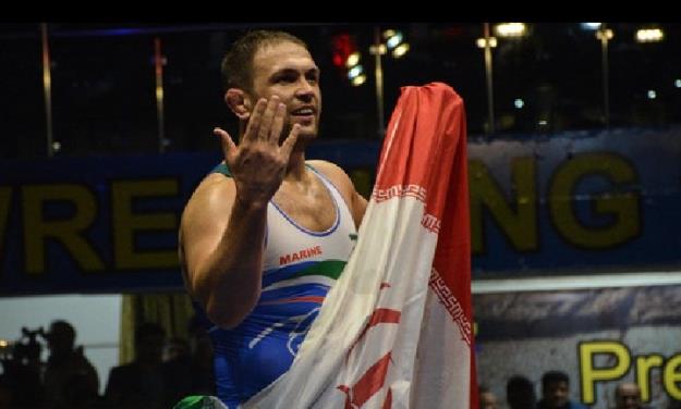  کمیل قاسمی مشترکا با کشتی گیر روسیه قهرمان المپیک ۲۰۱۲ شد