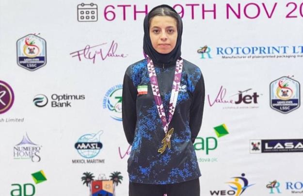 مدال طلای پاراتنیس روی میز جهان بر گردن دختر ایرانی