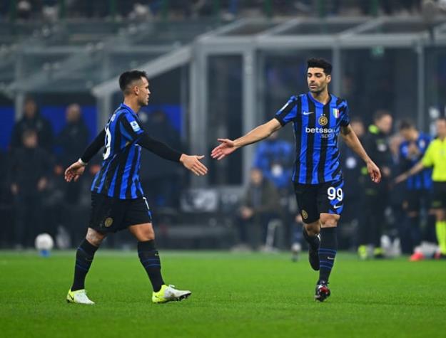 طارمی قربانی زوج محبوب اینزاگی