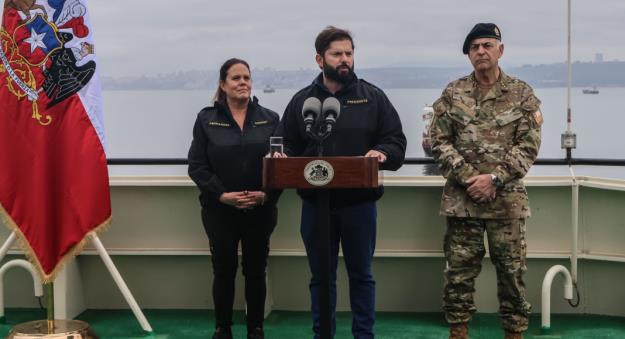 سفر اولین رییس جمهور شیلی به قطب جنوب برای تاکید بر ادعای حاکمیت ملی