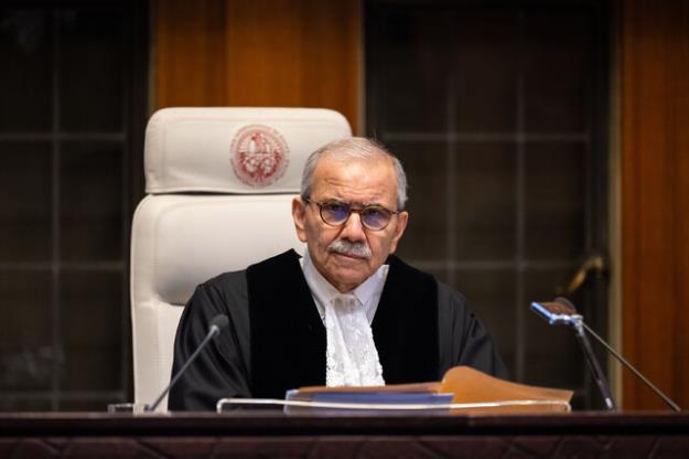 نواف سلام آرای کافی را برای نخست‌وزیری لبنان به دست آورد