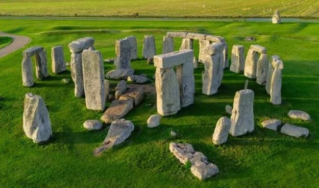  مرموزترین، قدیمی‌ترین و بزرگ‌ترین سازه‌های سنگی جهان