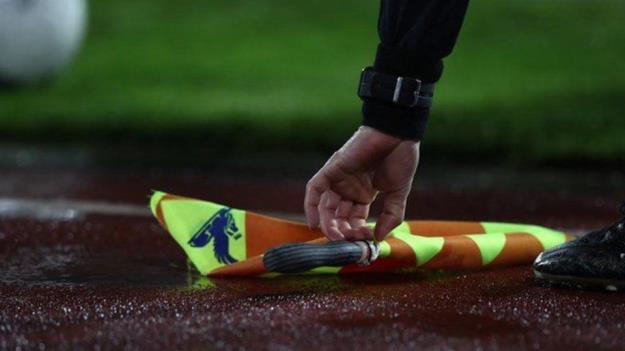 نهادهای نظارتی به پنالتی پرسپولیس- ذوب آهن ورود کنند