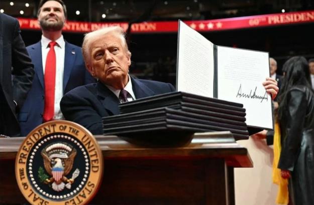  ترامپ کمک‌های مالی آمریکا به آفریقای جنوبی را تعلیق کرد