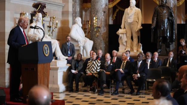 ترامپ: اسرای بیشتری از غزه آزاد خواهند شد