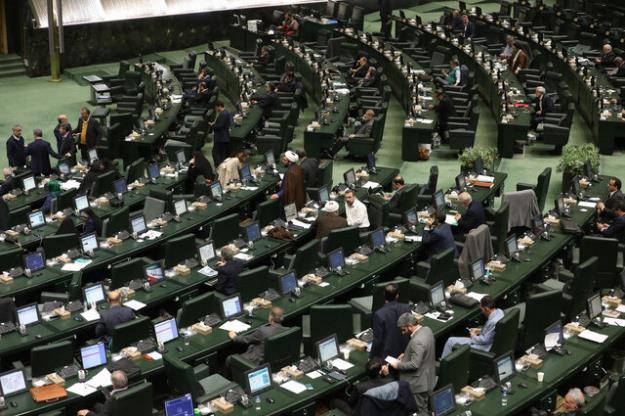  مخالفت مجلس با تفکیک وزارت راه و شهرسازی