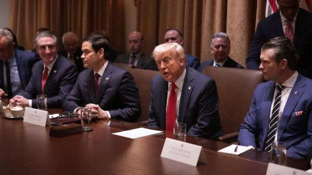 اتحادیه اروپا برای کلاهبرداری از آمریکا شکل گرفت/ پوتین باید امتیازاتی بدهد/ اوکراین عضویت در ناتو را فراموش کند