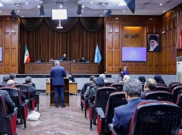 نامه‌ای که اعمال تبعیض ساداتی‌نژاد به نفع چای دبش را افشا کرد 