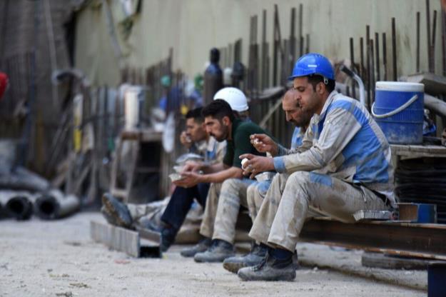  افزایش ۴۵ درصدی حقوق کارگران فقط عنوان دهان‌پرکنی است؛ امروز با ۱۰ میلیون تومان نمی‌توان زندگی کرد