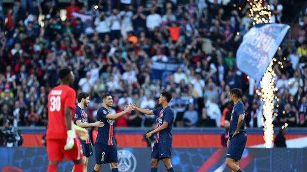  پاری سن ژرمن بدون باخت قهرمان شد