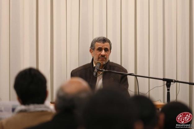 سخنرانی دکتر احمدی‌نژاد در دیدار جمعی از طلاب، روحانیون و اهالی شهر قم + تصاویر