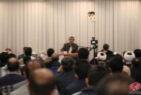 دکتر احمدی‌نژاد: وانهادن مسئولیت‌های اجتماعی و اصلاح جامعه به دولت و حکومت، از تلقّیات به شدت انحرافی است
