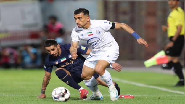  نبرد استقلال و آلومینیوم برای میانه جدول/ تراکتور به دنبال برپایی جشن قهرمانی