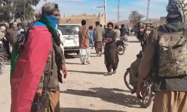  تصرف شهر منگوچر؛ آزادی زندانیان و اسارت نظامیان پاکستانی 