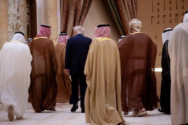  ترامپ: از خاورمیانه پول زیادی جمع کردم