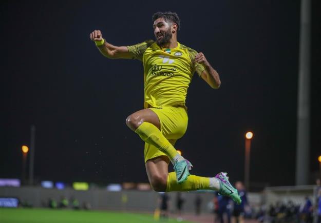  پیشنهاد استقلال به شهریار مغانلو 