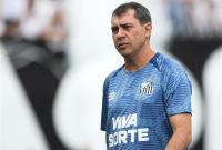 کاریله در آستانه حضور روی نیمکت استقلال