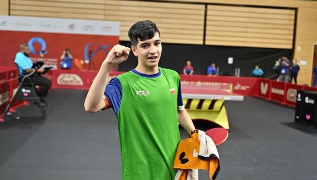 فرجی قهرمان شد 