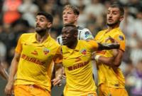 کریمی و حسینی در تهران با استقلال مذاکره می‌کنند