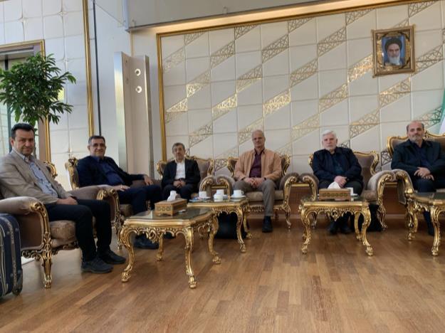دکتر احمدی نژاد عازم بوداپست؛ پایتخت مجارستان شد