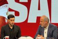 مدافع جوان پرسپولیس تمدید کرد