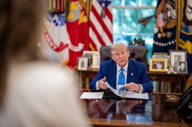  ادعای ترامپ؛ هرچه که بخواهیم از ایران خواهیم گرفت!