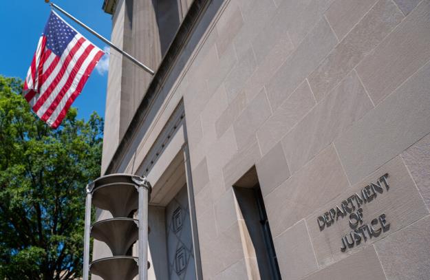 پاکسازی گسترده در وزارت دادگستری آمریکا