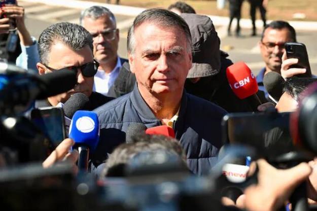  پابند الکترونیکی بر پای رئیس‌جمهور سابق برزیل