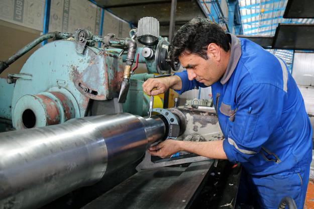 نزول شاخص تولید صنعتی و کاهش شامخ