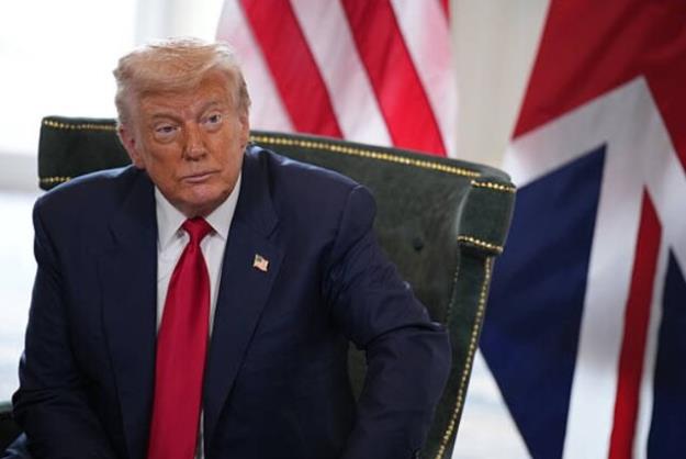 ترامپ به مدودف: مراقب حرف‌هایت باش! 