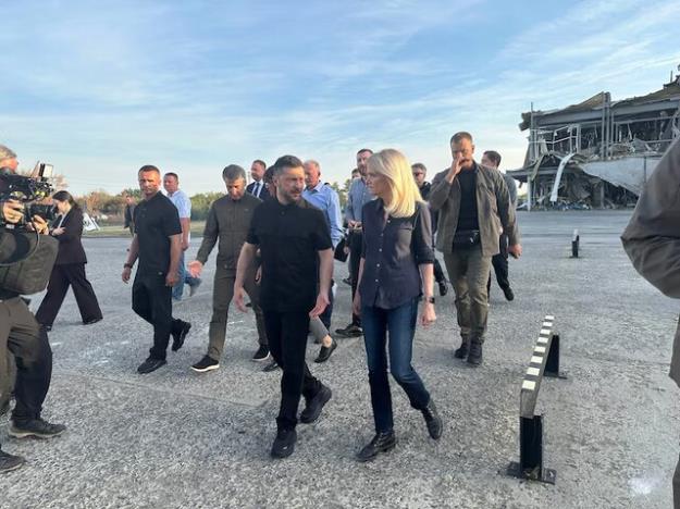 زلنسکی : پوتین به کی‌یف بیاید