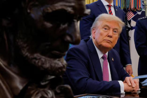  ترامپ: به دومین کشتی ونزوئلایی حمله کردیم