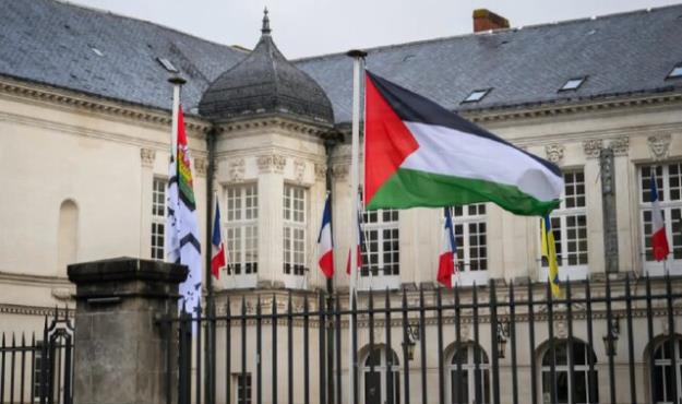  اهتزاز پرچم فلسطین در شهرداری‌های فرانسه