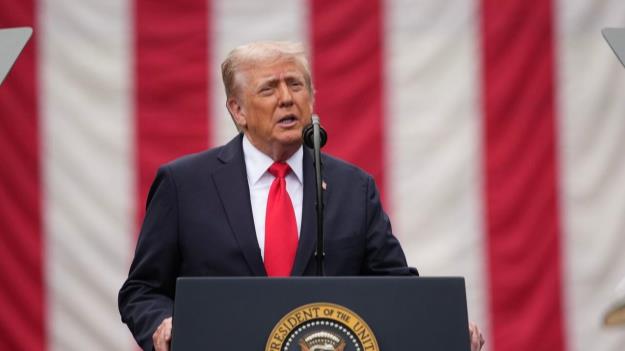 ترامپ: ولی من از مخالفانم متنفرم؛ باید دین را به آمریکا بازگردانیم