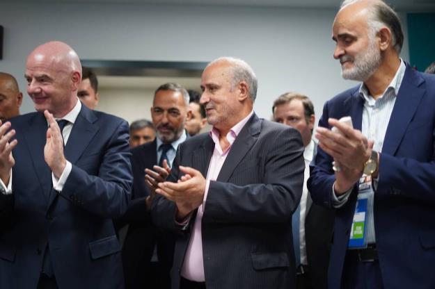 تاج: قلعه‌نویی می‌ماند اما کادرش ترمیم می‌شود