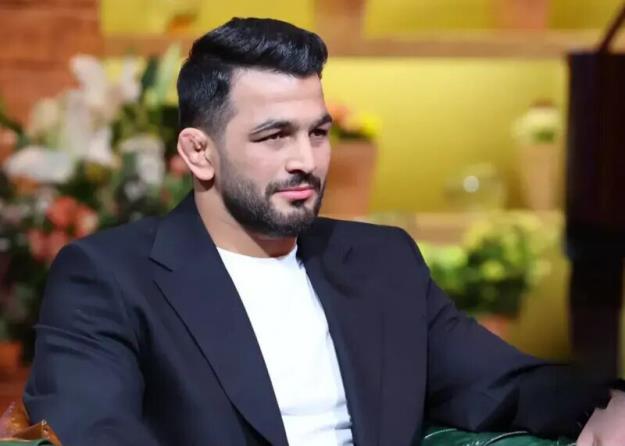  حسن یزدانی در اتحادیه جهانی پست گرفت