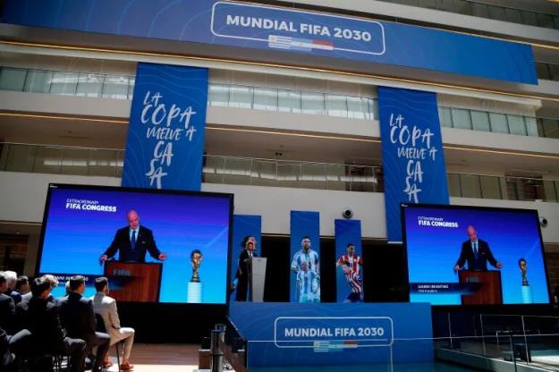 جام جهانی ۶۴ تیمی روی هوا؛ فیفا تردید دارد