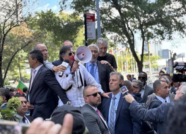 رئیس جمهور کلمبیا: آماده رفتن به میدان نبرد برای دفاع از فلسطین هستم