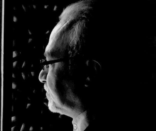  شیرها در این بیشه، بیدارند و هشیار!