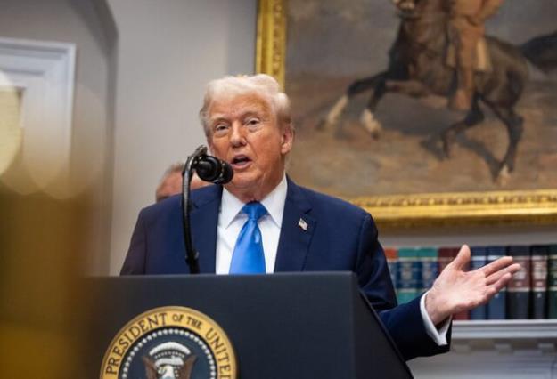  ترامپ: افتخار می‌کنم که ایران از توافق آتش بس با حماس حمایت کرد