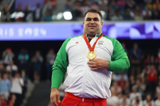 ملی پوش ایران قوی ترین پاراوزنه بردار جهان شد