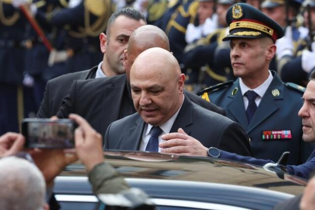  الاخبار: عون به میانجی‌ها گفته خلع‌سلاح حزب‌الله غیرممکن است