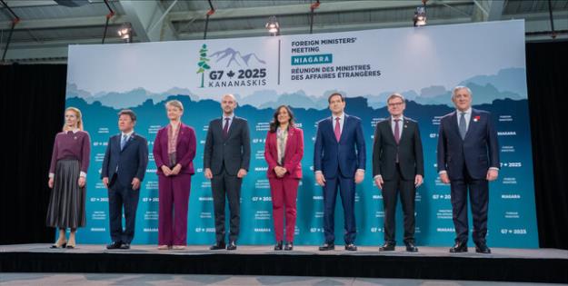 ایران باید امکان بازرسی از تمام تأسیسات و مواد هسته‌ای را فراهم کند!