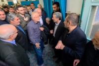 آقای دکتر؛ ملت شما را دوست دارند، این آب و خاک به امید شما زنده است