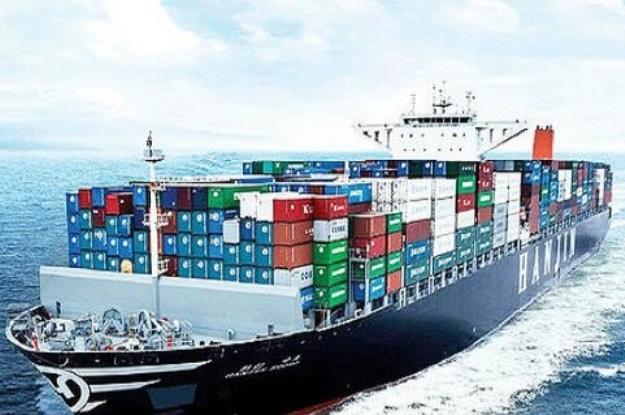  تراز تجاری کشور بدلیل عدم تامین ارز مناسب برای واردات منفی شد!