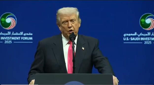 ترامپ: ما ابرسیاه منطقه که توان هسته ای ایران بود را محو کردیم!