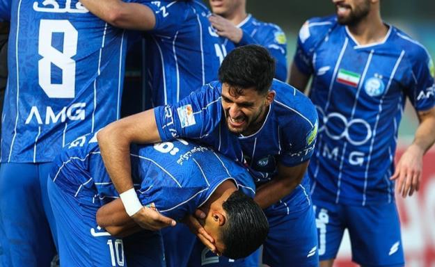 استقلال صدر جدول را از پرسپولیس پس گرفت