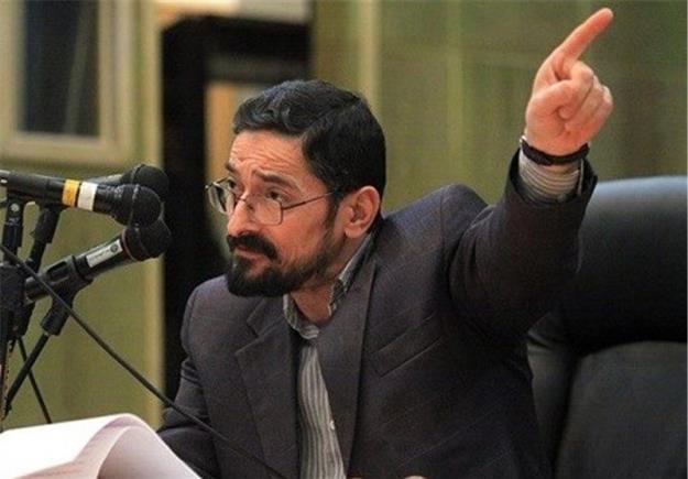 'احیای انقلاب میهنم' / مجموعه یادداشت‌ها، مقالات، مصاحبه‌ها و سخنرانی‌هایی دکتر سعید زیباکلام در دهه اخیر + دانلود